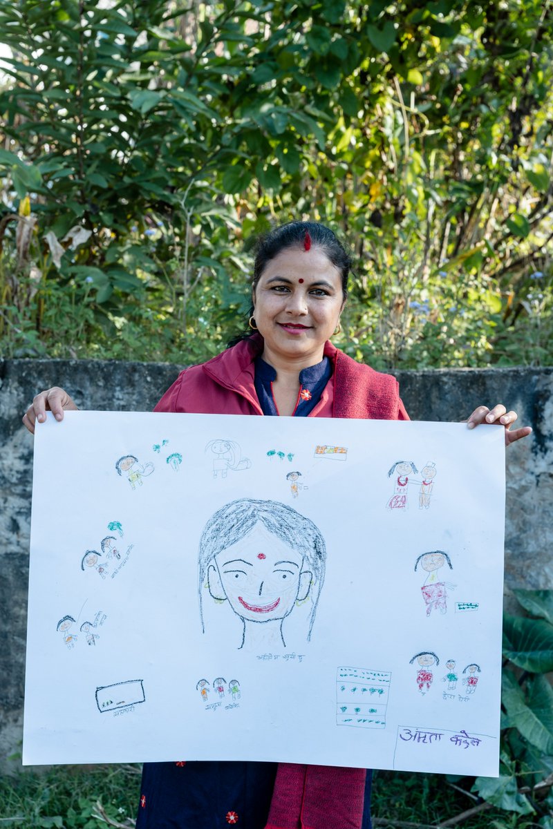 FAONepal's tweet photo. We hint, they draw
They narrate, we listen #JourneyofLife
The women beneficiaries from #FANSEP project recall their stories of struggle with #tears and success through #vegetablesfarming in smiley faces.
#WomenEconomicEmpowerment
#16DaysOfActivism #GBV
@kenshimizu_fao https://t.co/B5jkSuMctt