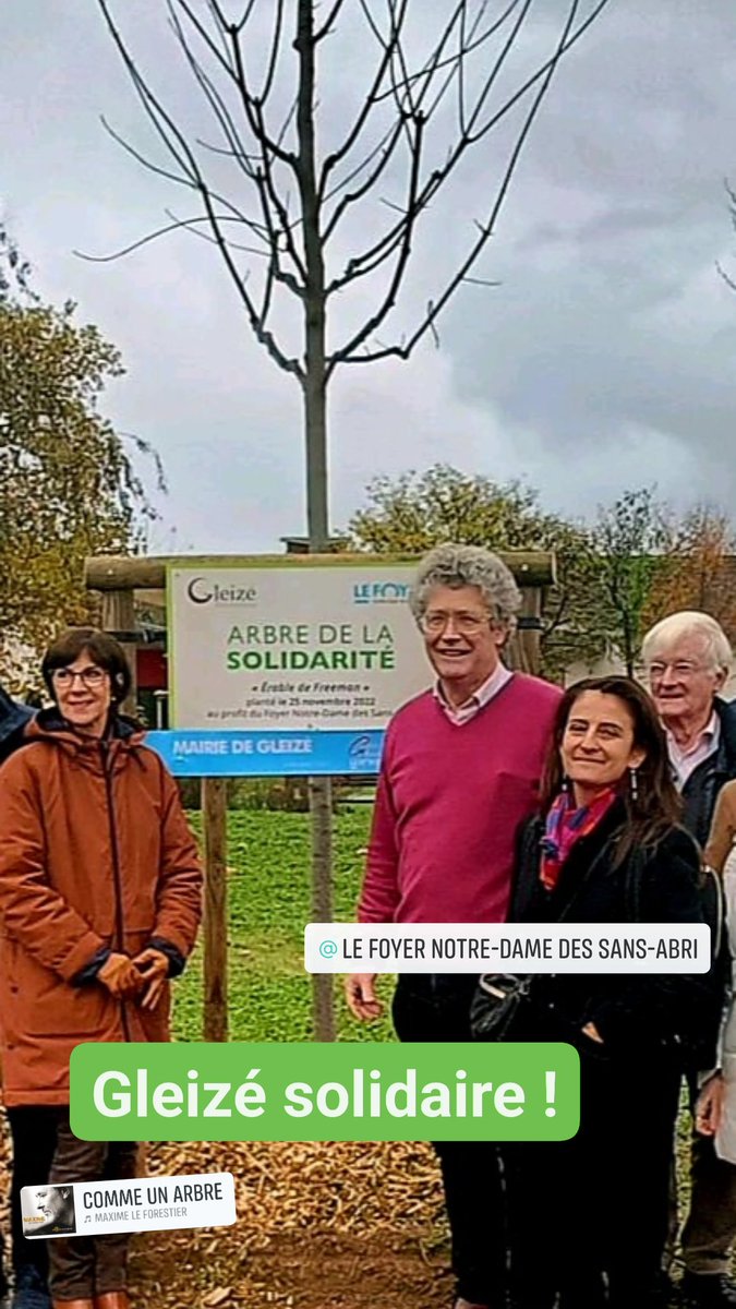 GdeLongevialle's tweet photo. Plantation de l'arbre de la solidarité 2022 ! Un engagement solidaire de la #Gleizé qui se perpétue tous les ans depuis qu'il a été initié par Elisabeth Lamure en 2006.
Soutien au Foyer Notre-Dame des Sans-Abri Abri.
#solidarité #solidaire #arbredelasolidarite #arbre  #gleize https://t.co/qnE655fvwt