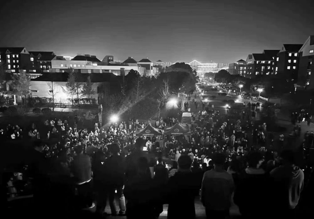 Manya Koetse tweet media