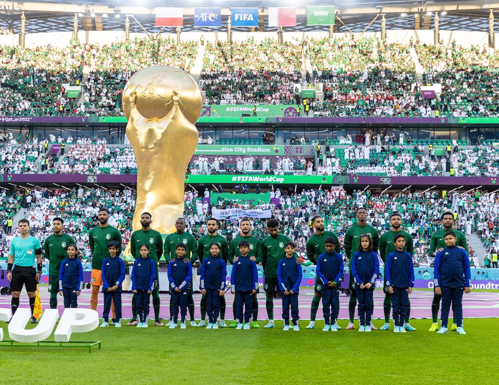 mosgovsa's tweet photo. لم تنتهِ المنافسة بعد.. ما قصروا أبطالنا والقا��م أجمل 🦅🇸🇦

#قطر2022 | #معاك_يالأخضر https://t.co/gOGbXErG2t