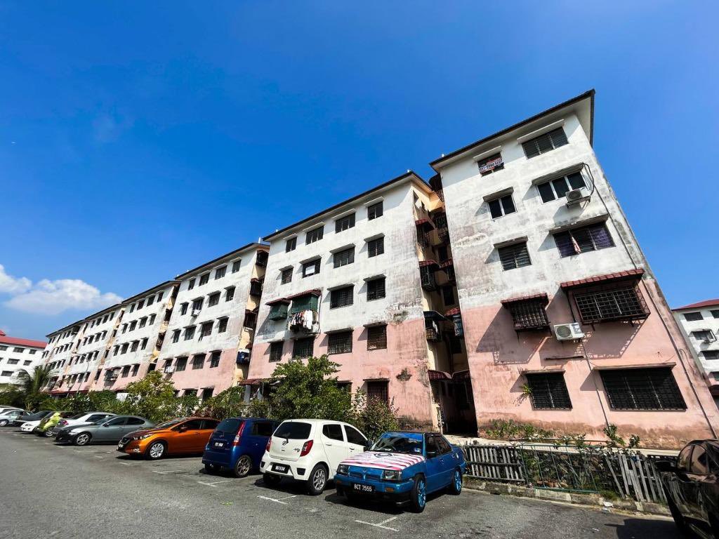 afeaco's tweet photo. Semenyih, Pangsapuri Baiduri Bandar Tasik Kesuma. RM 700 nego!! 

WHATSAPP +6011-10623122 FOR FAST RESPONSE 

Rt pls! ✨ https://t.co/ILbc00FfzN