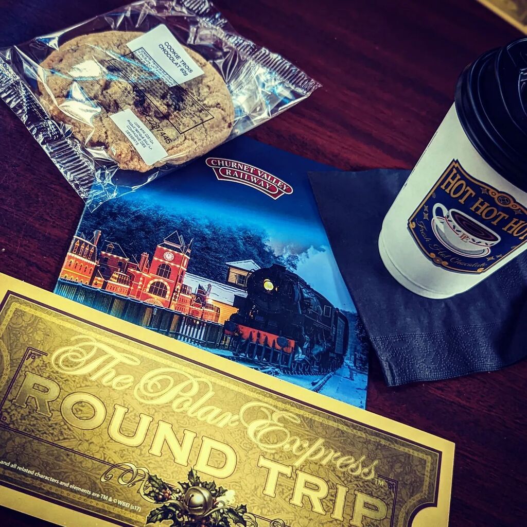 TBmakes's tweet photo. Polar Express adventure....
.
.
.
.
#polarexpress #canadianintheuk #FamilyFun https://t.co/mM1HcfWSMh https://t.co/BsMTdHXs2l