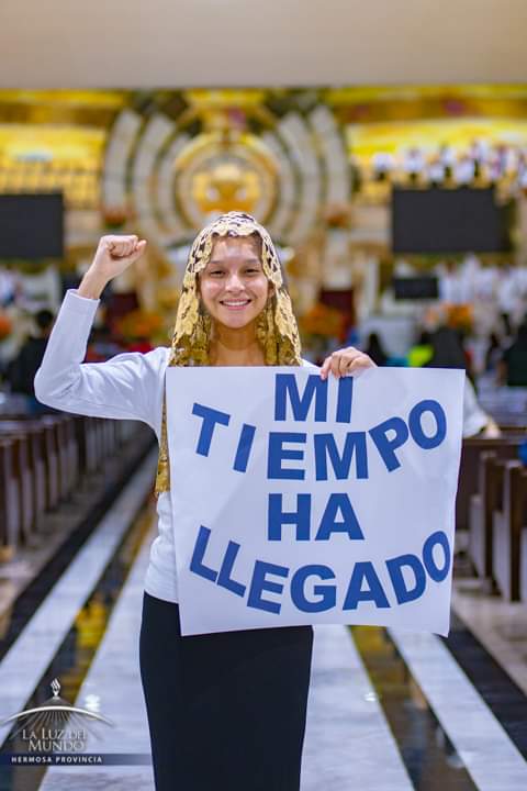 KBenoli's tweet photo. Podrán decir y hacer la farsa que quieran, aquí nosotros seguimos trabajando. Les comparto la foto de mi hija que LIBREMENTE ha decidido ir a llevar la enseñanza del Apóstol de Jesucristo a donde la necesitan. Maldicen ellos pero bendice Dios 🙏🥰
#WeAreLight https://t.co/U8OdVtKlMh