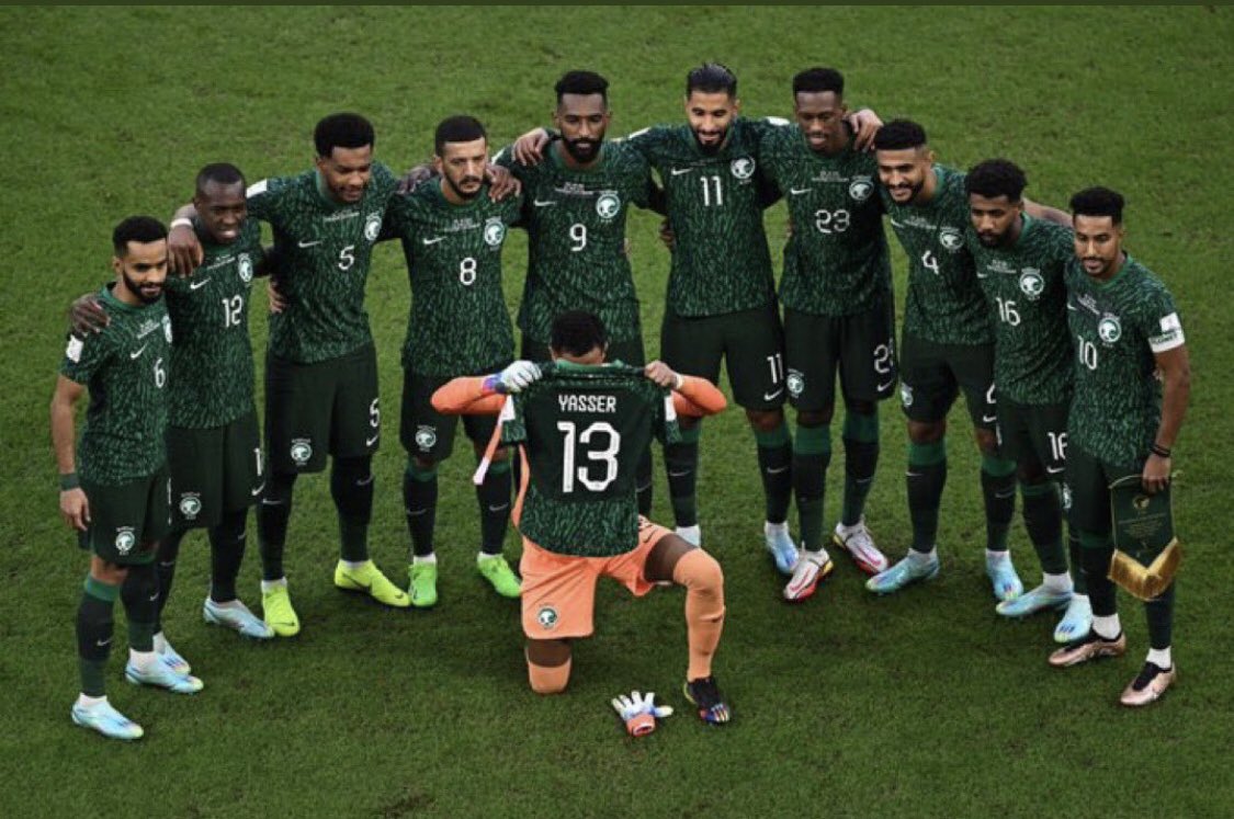 2_4mi's tweet photo. أداء رجولي مشرّف ، شكرا لكم يا أبطال وهاردلك والعوض قدام ان شاء الله، الصور الي فازت بقلوب الشعب السعودي 🤍🤍🤍🤍🤍🤍🇸🇦
#للنهائي 

 #السعوديه_بولندا https://t.co/Kw2j31eNWa