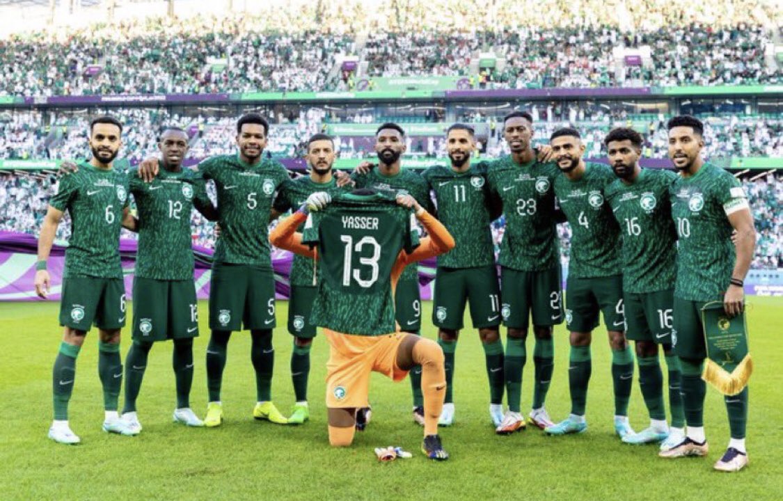 2_4mi's tweet photo. أداء رجولي مشرّف ، شكرا لكم يا أبطال وهاردلك والعوض قدام ان شاء الله، الصور الي فازت بقلوب الشعب السعودي 🤍🤍🤍🤍🤍🤍🇸🇦
#للنهائي 

 #السعوديه_بولندا https://t.co/Kw2j31eNWa