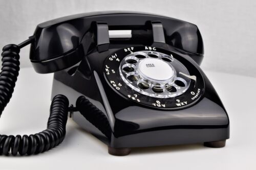 CLOUDHealth's tweet photo. Using a history of phones as a template, we are currently in the "princess" phone stage of evolution with #EHR development... we still have to have "ring tone" to connect to our data. When Steve announced the iPhone, he introduced it this way... 1/2 https://t.co/fPDK830ugO