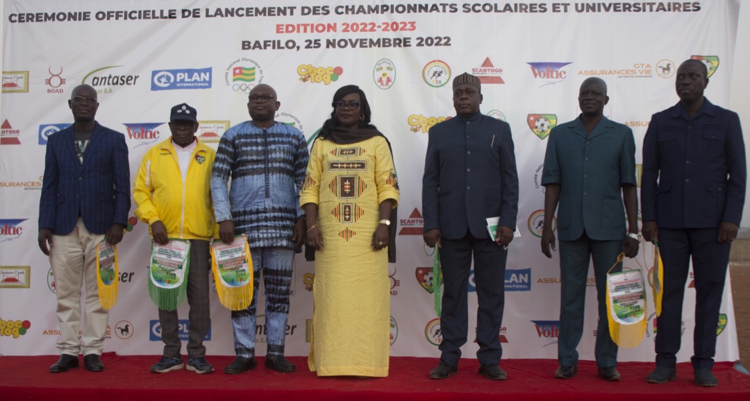 LidiBessi's tweet photo. Hier, j'ai eu l'immense plaisir de procéder au lancement officiel des championnats scolaires et universitaires édition 2022-2023 à #Bafilo.
Merci à toute la population et aux autorités locales pour la grande mobilisation. Le sport a encore opéré sa magie au sein du public
@GouvTg https://t.co/dLS5sZ81ew