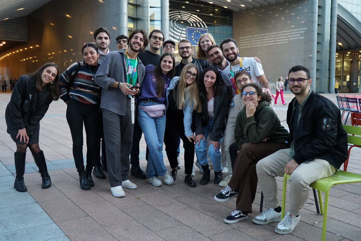 European Youth Forum (@youth_forum) on Twitter photo HOT NEWS 🔥 This is what we have been waiting for😲The <a href="/Europarl_EN/">European Parliament</a> wants #YouthTest for all proposed EU legislation & #BanUnpaidInternships 👏
With #EuropeanYearofYouth coming to an end, the <a href="/Europarl_EN/">European Parliament</a> calls for a tangible & strong legacy of the year ➡️neon.ly/NZLMy HOT NEWS 🔥 This is what we have been waiting for😲The <a href="/Europarl_EN/">European Parliament</a> wants #YouthTest for all proposed EU legislation & #BanUnpaidInternships 👏
With #EuropeanYearofYouth coming to an end, the <a href="/Europarl_EN/">European Parliament</a> calls for a tangible & strong legacy of the year ➡️neon.ly/NZLMy