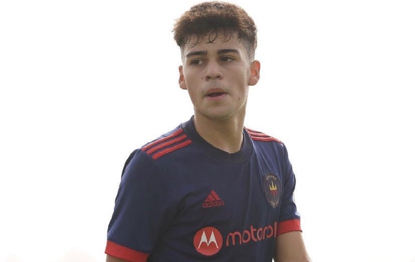 🚨🚨 | Tino #Vásquez (16), pocházející z 🇲🇽Mexika (Chicago Fire) nemá evropský pas, tudíž je na Strahově asi jen na stáži, protože by nemohl až do 18 hrát soutěžní zápasy. Na zkoušce byl už i u jiných evropských týmu, takže jen využil konce sezony v USA.

🎖@bielsistacz 