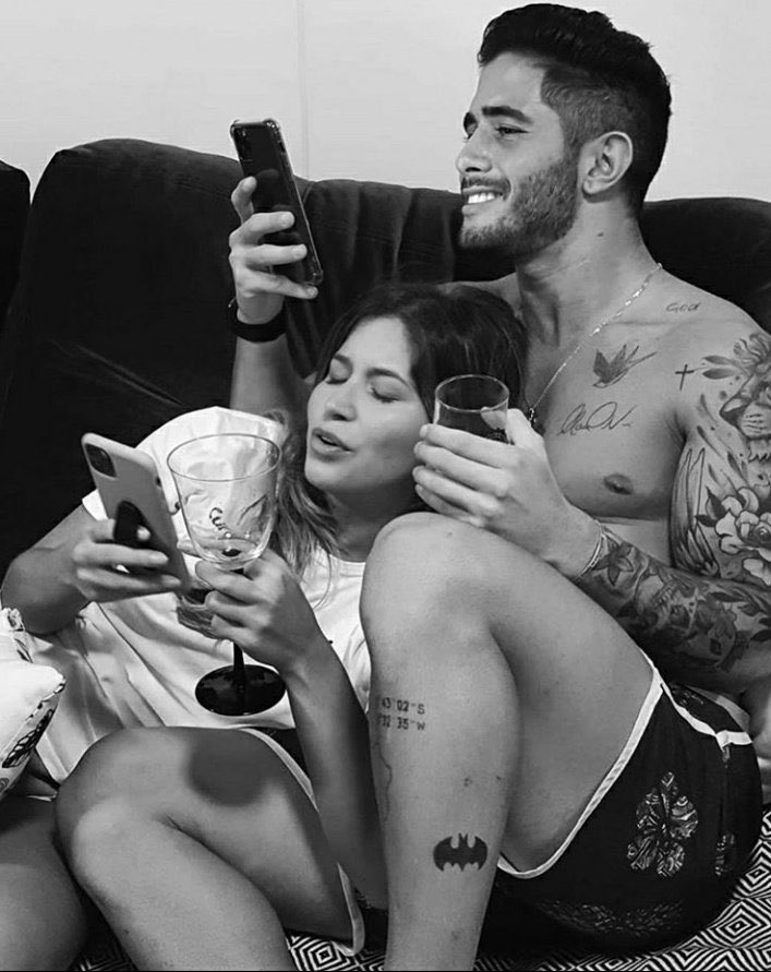 luaemana's tweet photo. Como eu amo aniversários e amo ainda mais de quando é de alguém que tá pertinho de mim. Feliz aniversário, baby! Vibro muito pela sua vida todos os dias. Que essa data se repita por longos anos e que a felicidade esteja no seu dia a dia. Tim tim, viva tu 💖 https://t.co/C364sRPgNK