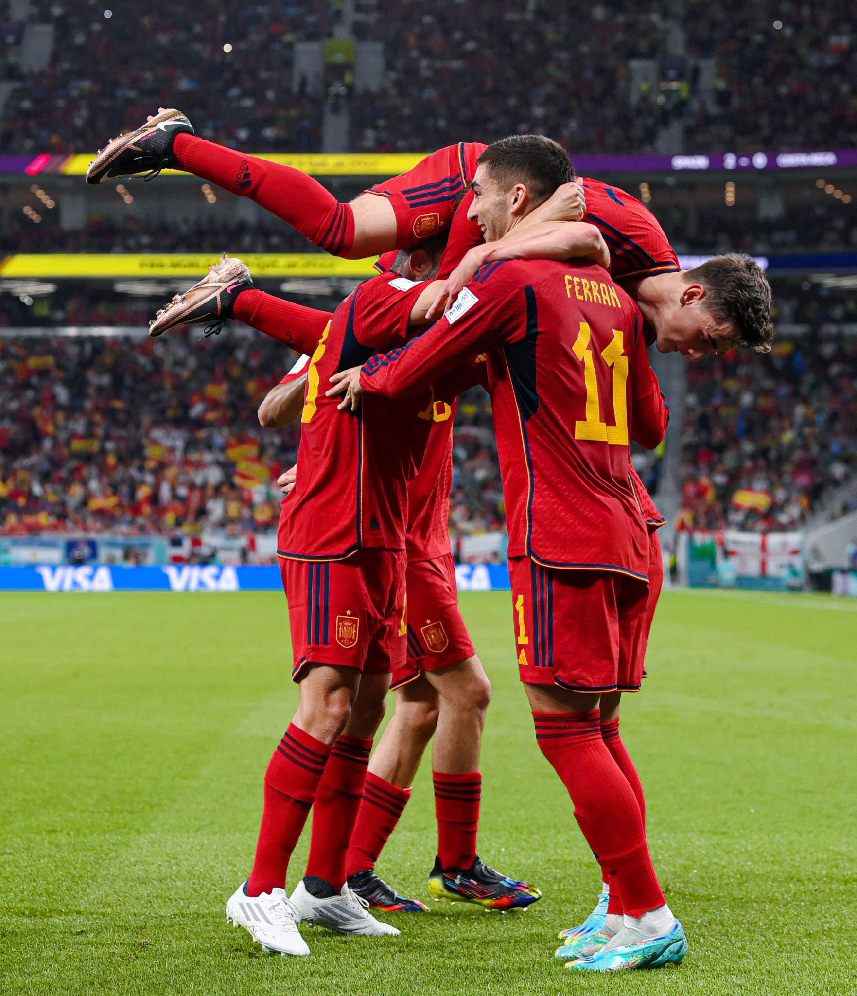 تويتر 俺の足 Bmz国立競技場前スタジオ على تويتر 最近ブームなのか Phantomgt2 右足をag 人工芝用 左足をfg 天然芝用 同時に履く伝説を残す Gavi スペイン代表 ガビ T Co Wb9zlroptd