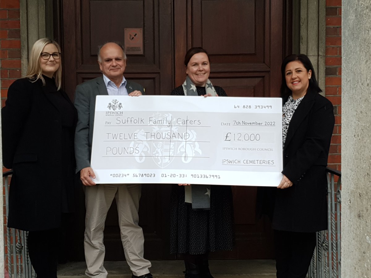 suffolkcarers's tweet image. Suffolk Family Carers receive £12,000 donation.

Thank you to Ipswich Borough Council and ICCM for this wonderful donation it is greatly received. Thank you also to Toni Nunn for nominating us
ow.ly/JJJT50LNqwE

@IpswichGov  @InstituteCCM