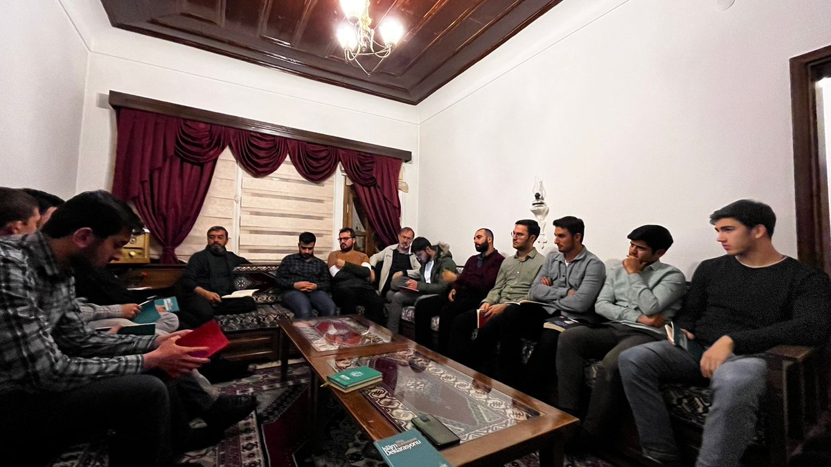 Terziler Konağı'nda Aliya İzetbegoviç'in "İslam Deklarasyonu" kitabını tahlil ettik