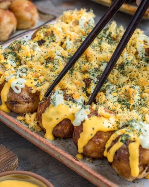 iteyoupone's tweet photo. takoyaki 🐙😋 https://t.co/Sa4t3LK1CZ