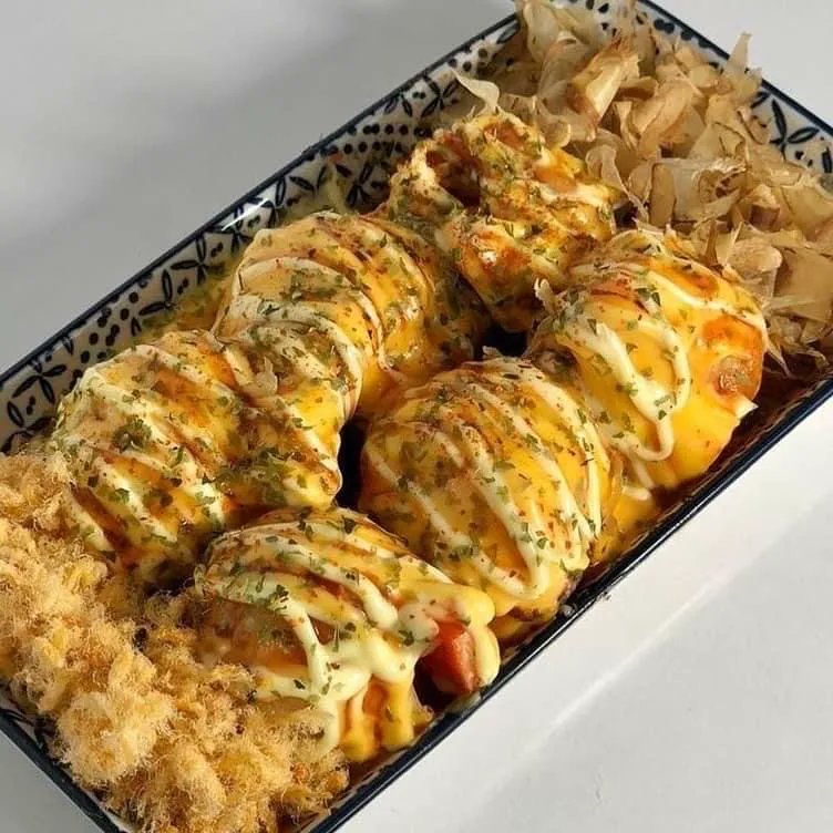 iteyoupone's tweet photo. takoyaki 🐙😋 https://t.co/Sa4t3LK1CZ
