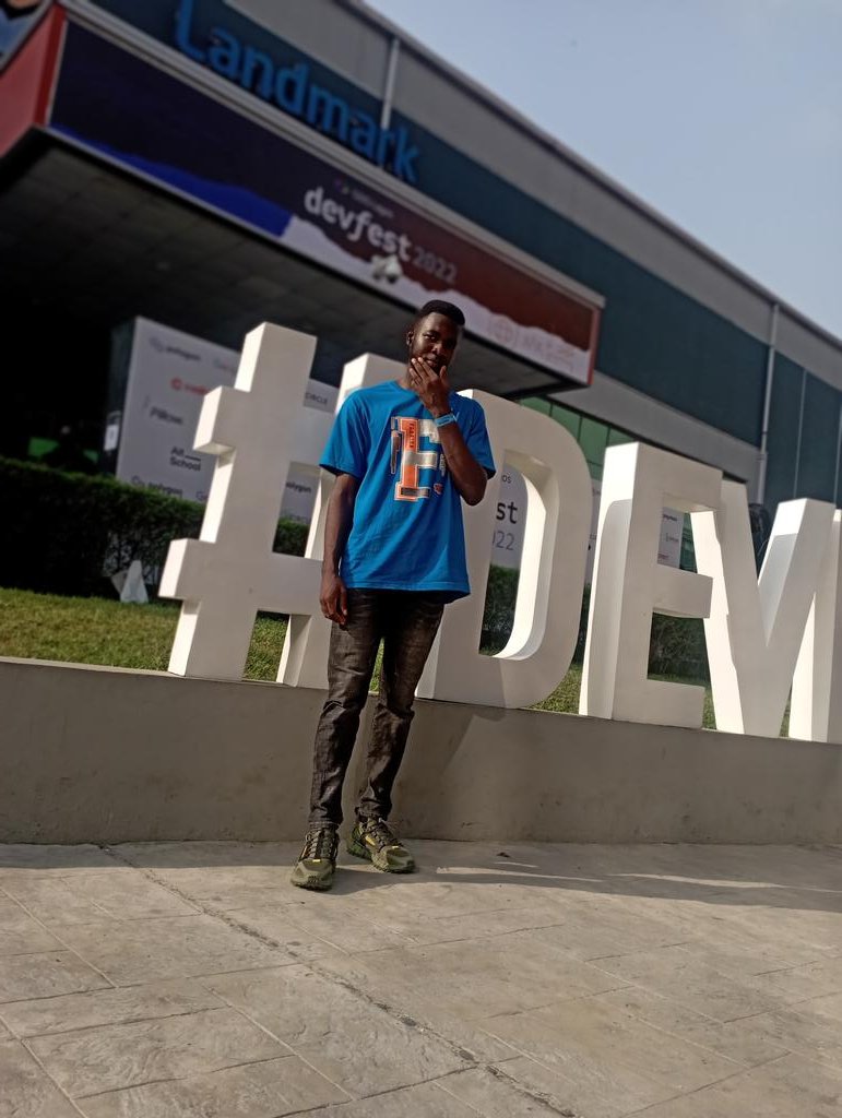 ADE_KUNLE__'s tweet image. #Devfest2022

#DevfestLagos2022