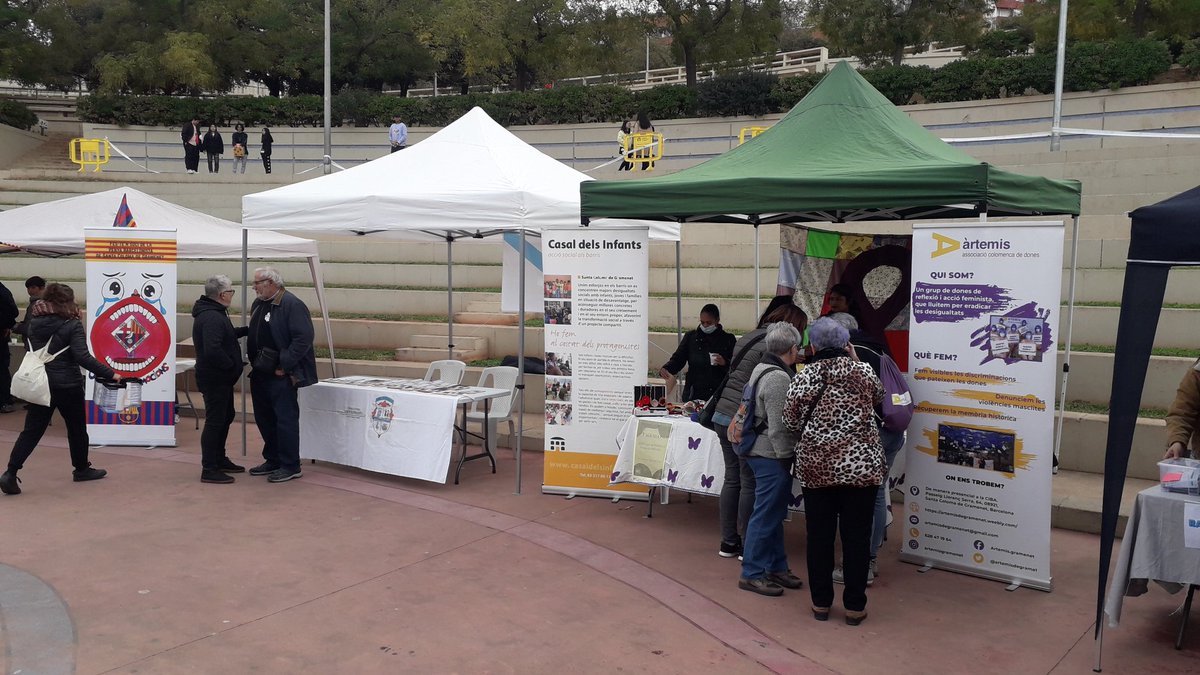 ecpsantacoloma's tweet photo. 🔴 Un any més, #Ravaleando en #santacoloma
🔴 Les entitats de la ciutat mostren la seva implicació en la dinamització del barri
🔴 Una oportunitat per gaudir de la diversitat i la força que cal aprofitar https://t.co/rBVp03fRyJ
