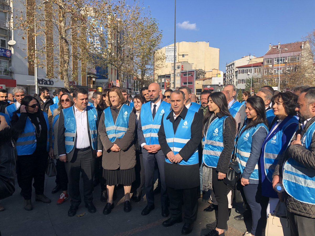 DEVA Partisi Genişletilmiş Eğitim ve Değerlendirme Toplantısına katılmak üzere Tekirdağ- Çorlu’dayız. Balıkesir Teşkilatları olarak biz seçime hazırız. Emaneti devralacağız 💧🌱
<a href="/erginsadullah/">Sadullah Ergin</a> <a href="/nazlisedavural/">Nazlı Seda Vural</a> <a href="/Av_KemalAydemir/">Av. Kemal AYDEMİR</a>
