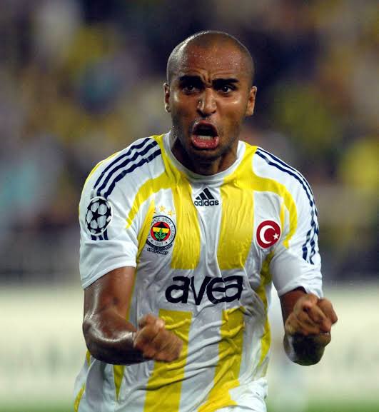 eChampions League elemeleri
<a href="/turkcan_ulutas/">Türkcan Ulutaş</a> : Twitch.tv/turkcanu 
<a href="/enotainment/">Enis Küley</a> : Twitch.tv/enotainment 
<a href="/FBespor/">Fenerbahçe Espor</a> 💛💙🫡