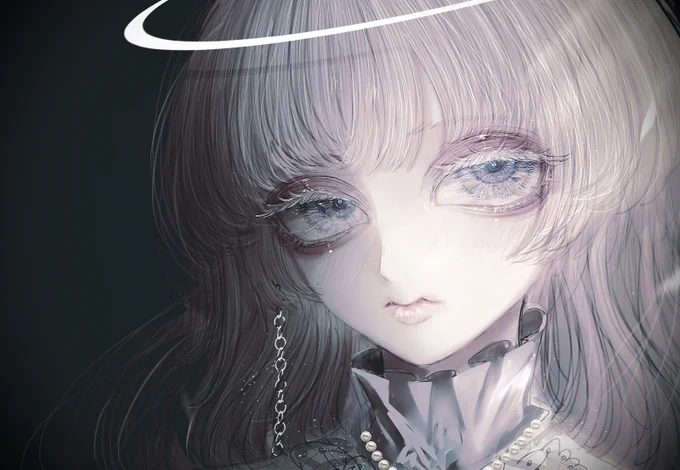 白 