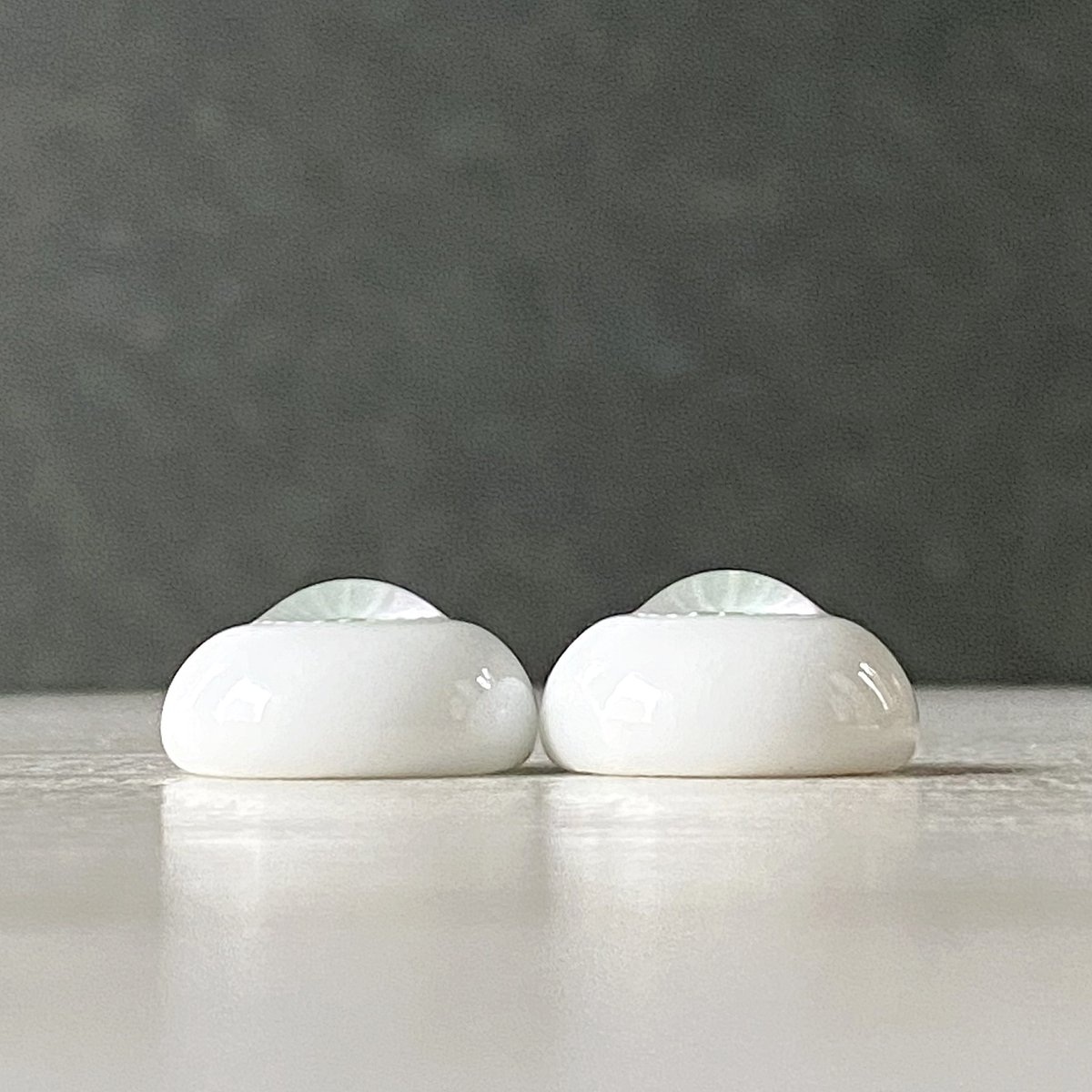 Lepus_stones's tweet photo. ≪プレゼント企画≫

日頃の感謝を込めまして、グラスアイを1名様にプレゼントします。

＊応募方法
フォロー＆リツイート
＊締切
12月4日（日）　21時まで
画像内の説明をお読みいただき、ご応募いただけますと嬉しいです。

#グラスアイ　#レプスアイ　#プレゼント企画 https://t.co/E7tPU0BNV4