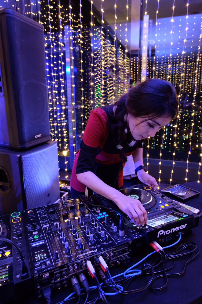 continue what youre doing as long as your happy #ambition #Pioneers