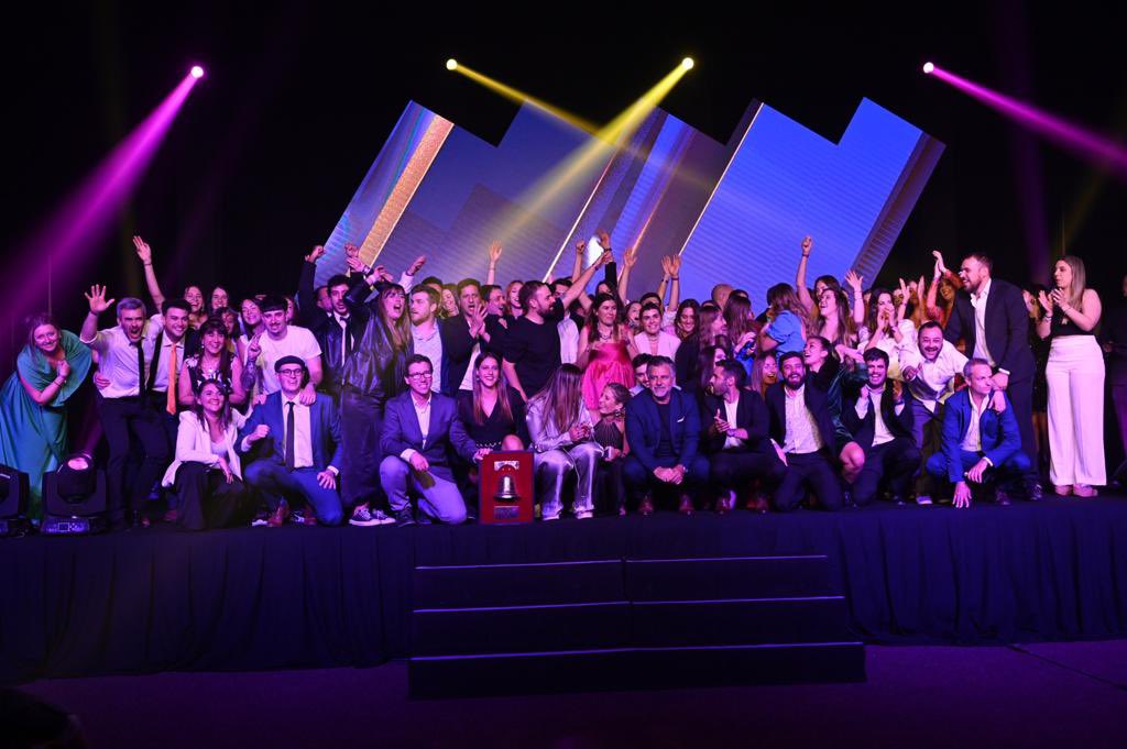 maria jose caponi tweet media