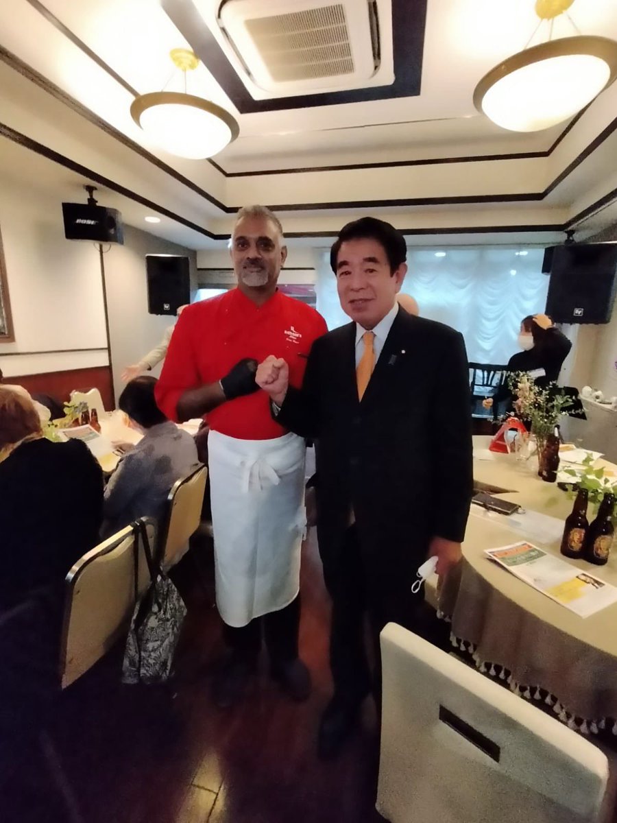 rogerskitchent2's tweet photo. 板橋区蓮根ロジャースキッチン東京、この前ロジャースキッチンのイベントに下村博士さんご参加してスリランカ🇱🇰の事お話しして来れました。
下村博士ありがとうございました。 https://t.co/ck8R7V9QRH