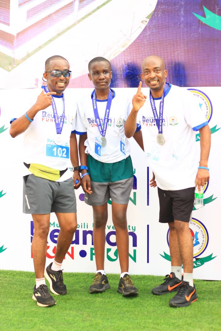 MUHAS_Alumni's tweet photo. #MUHASAlumni #Family #MUHASReunionFunRun Tag them @muhimbiliuniver @muhasso1 https://t.co/AW2eUnZpg1