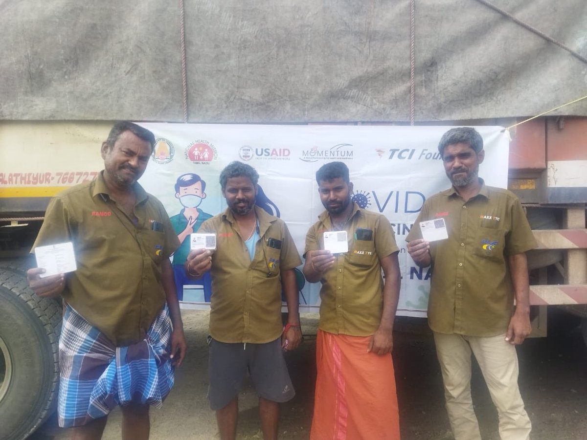 tcifindia's tweet photo. Benificery showing their vaccine status after taking #COVID19 vaccine at CVCs organised by @tcifindia @TCILGroup @USAID_MOMENTUM @JSIhealth @MoHFW_INDIA https://t.co/snh9GLV8Ei