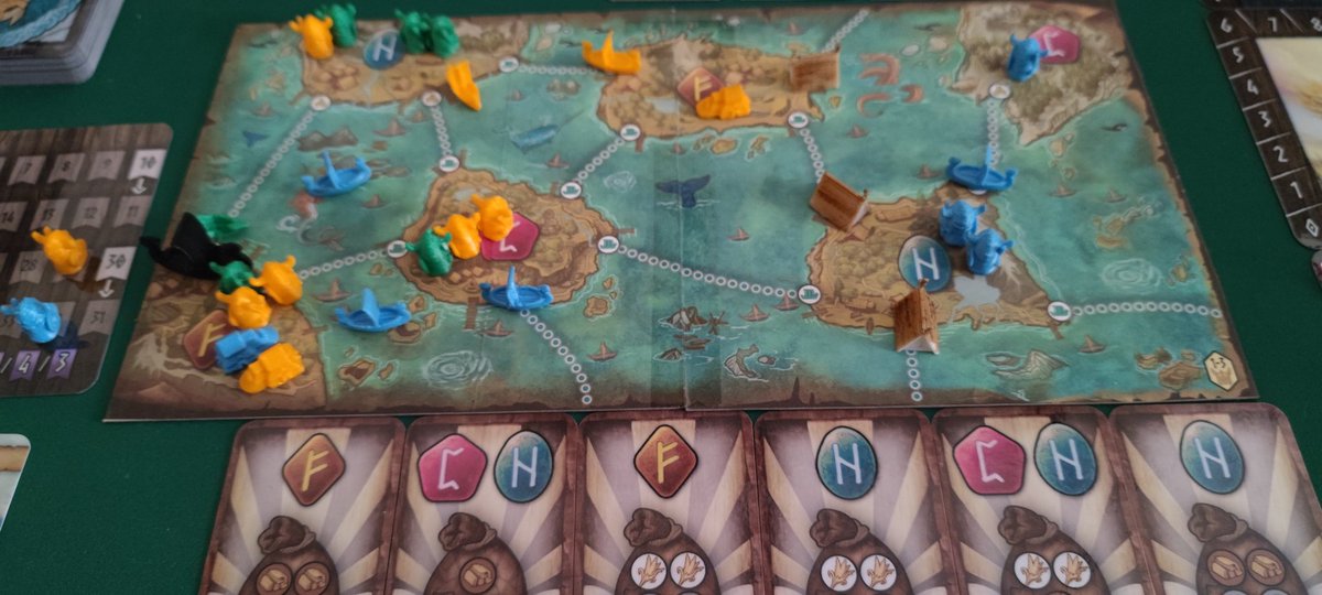 KholiastBG's tweet photo. Primera partida en solitario al Tiny Epic Viking y Victoria ajustada 👏🏻👏🏻. Me está gustando mucho este juego, tardas en coger el ritmo pero luego todo fluye fácil. @Gamelyn_Games #juegosdemesa #boardgames #kholiastbg #printandplay #pnp #solitario https://t.co/99vRdj1fBZ