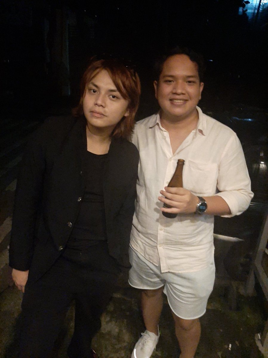 GradeofThree's tweet photo. One of the highlights of last evening: a fucking pic with Blaster https://t.co/ubKLJ9xxpO