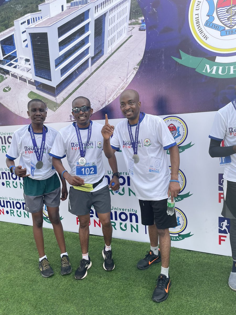 MUHAS_Alumni's tweet photo. #MUHASAlumni #Family #MUHASReunionFunRun Tag them @muhimbiliuniver @muhasso1 https://t.co/AW2eUnZpg1