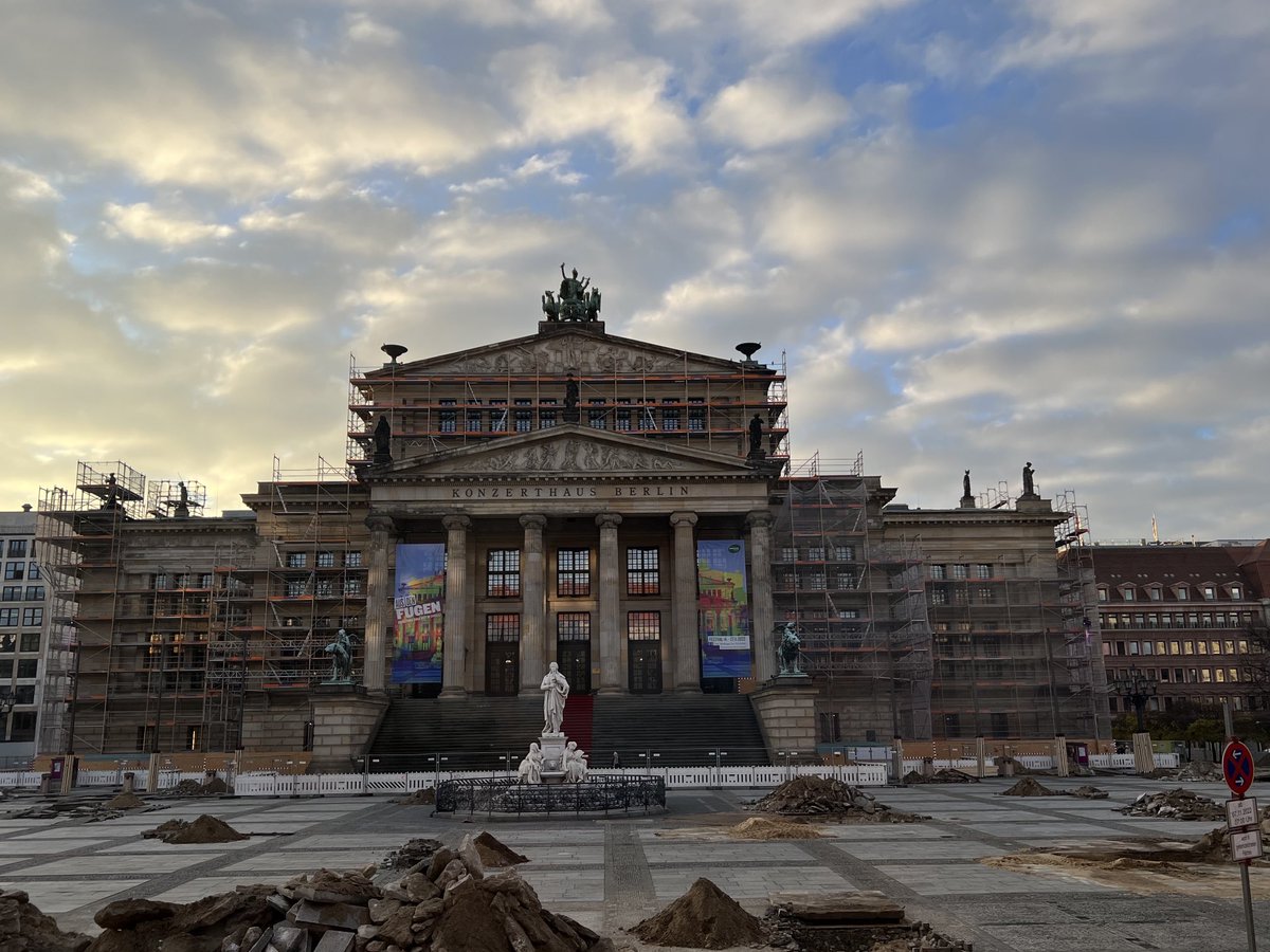 ERIKA LY tweet media