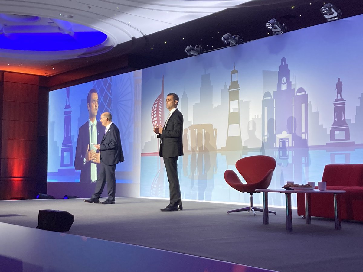 RetterHannah's tweet photo. Fantastic morning session. Very motivational and exciting for the future #DLC22 #OurPeopleOurFuture @DayLewisGroup https://t.co/ynIzUkmVUO