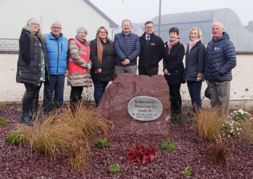 We recently unveiled a plaque and biodiversity garden in memory of those who lost their lives to Covid 19. A special thanks to @TWOHIGSKANTURK for their sponsorship and thanks also to @DuconConcrete Juno landscaping Justin Holland and @Corkcoco for their support.