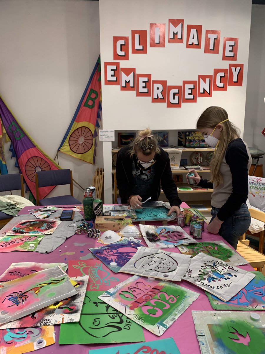 Pauline von Hellermann 🌳🌴🌹🌻🌍 tweet media