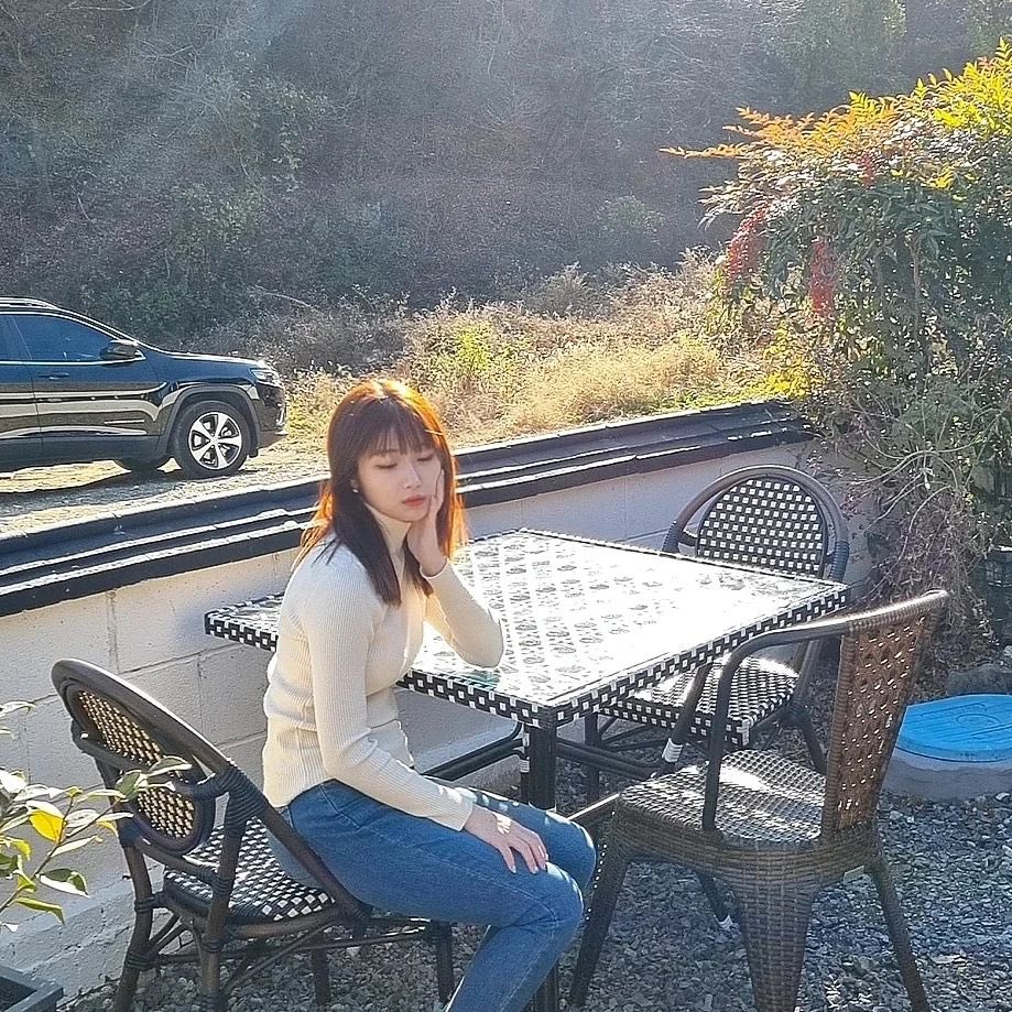 seoryoungdaily's tweet photo. 🧚‍♀️NOTICE🧚‍♀️

Seoryoung’s family member has posted photos of her to instagram. I asked permission to share these, but for their safety and respect I will not be sharing the account name. Please also respect their privacy. 

221124: 
#GWSN #Seoryoung #공원소녀 #서령 @official_GWSN https://t.co/ajUmDpbDgx