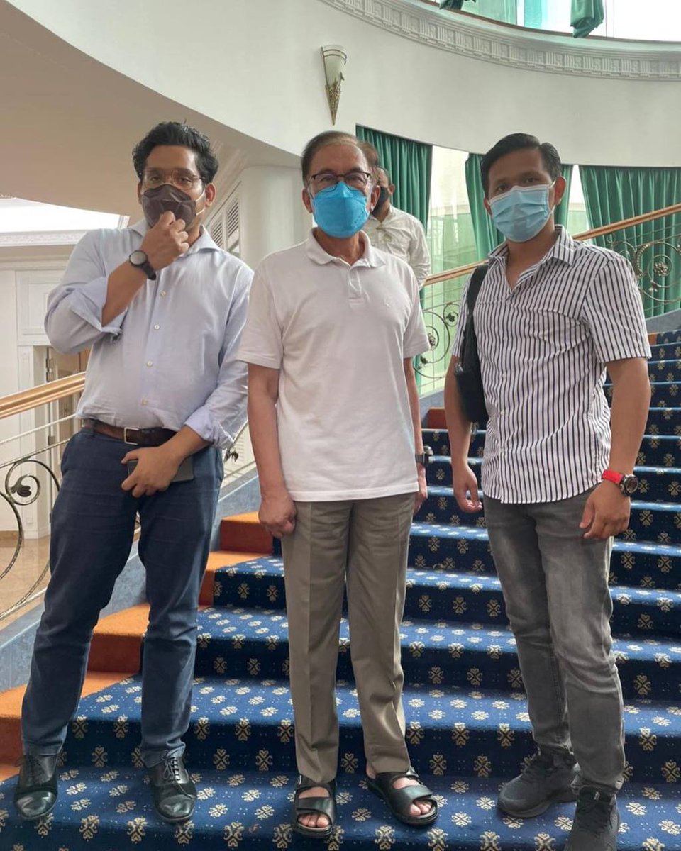 AzriArshad2's tweet image. First time meeting DSAI