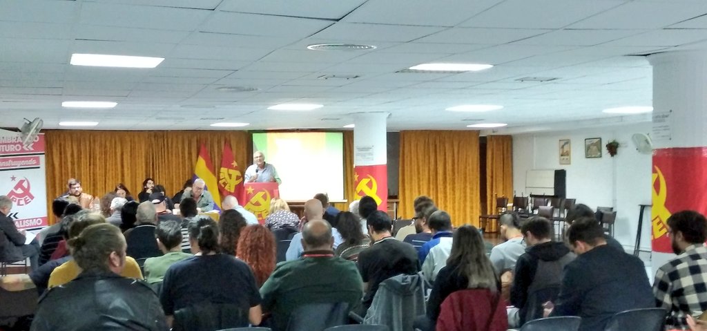 pcrm_es's tweet photo. 🔻Empieza el #XIICongreso del PCE Región de Murcia con una nutrida asistencia de las diferentes comarcas y la voluntad decidida de definir el camino que permita incidir en las luchas obreras de nuestra tierra y transformarla en sentido revolucionario✊
Buen trabajo, camaradas‼️ https://t.co/AlrxTEn11i