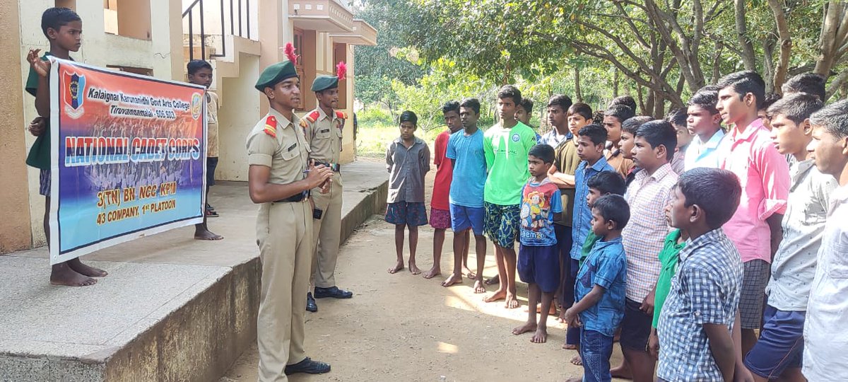 NccTvmalai's tweet photo. Kalaignar Karunanidhi Govt Arts College Tiruvannamalai NCC cadets celebrated NCC Day by donating food to Destitute children in homes, located at  Athiyanthal village, Tiruvannamalai https://t.co/KYRGBiZxrK
