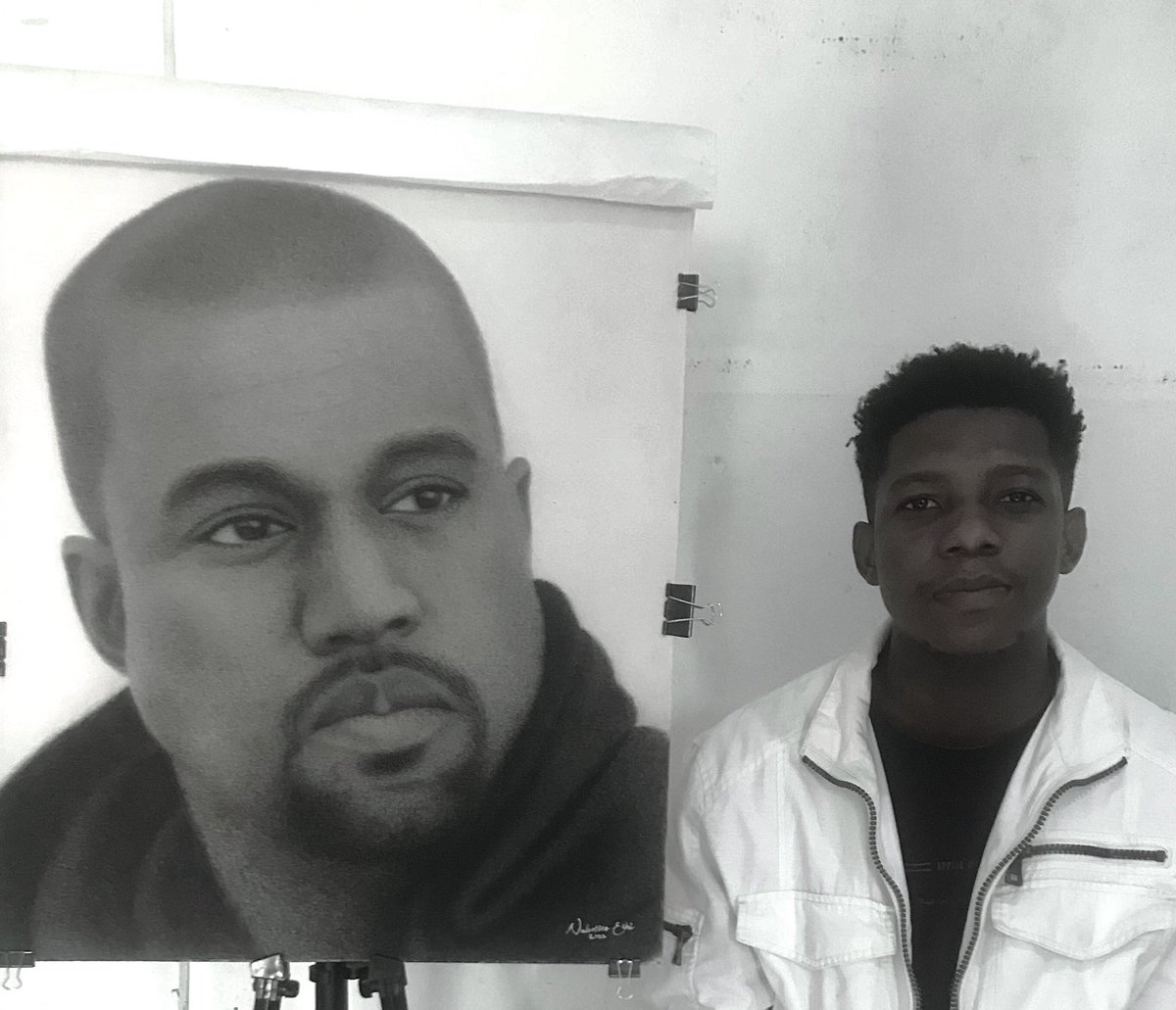 valentineechi's tweet photo. Pencil drawing of @kingstaccz 

Please kindly retweet till he sees it 🙏🏾
#YE24 #yeezy #valentineechi #music https://t.co/dLagf9E2i4
