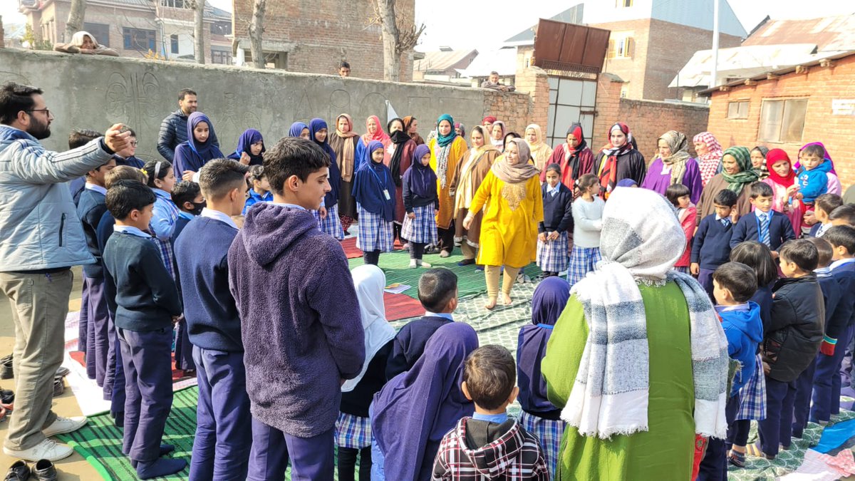 Building Community Ownership:Parent-Teacher Meeting held at Govt. Middle School Dadipora. Some guests associated with UNICEF Agency as well as with Mental Health Wing, Distt. Hospital Kulgam too attended the Programme. @dsekofficial @DcKulgam @DrBilalbhatIAS @tak_ataulmunim
