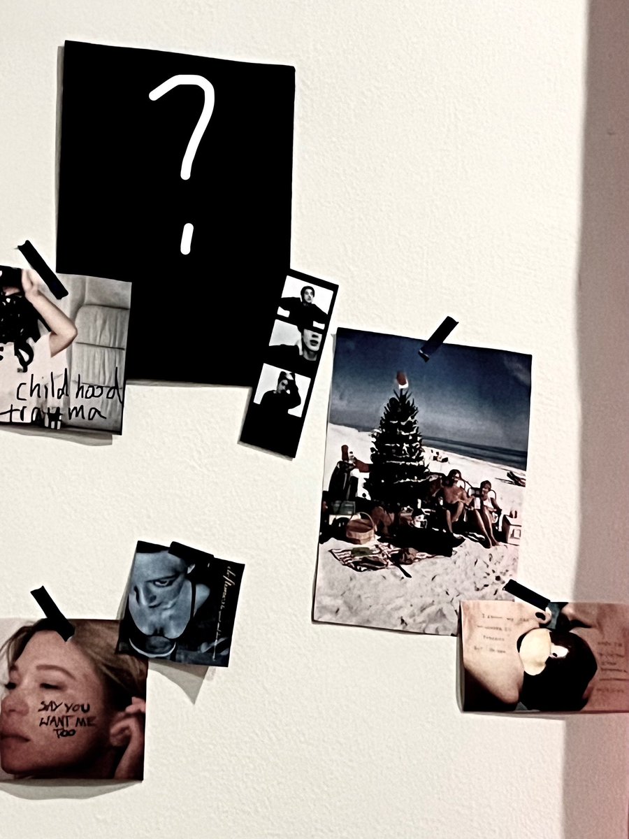 ( * im ready for christmas ꙳ ⋆ )