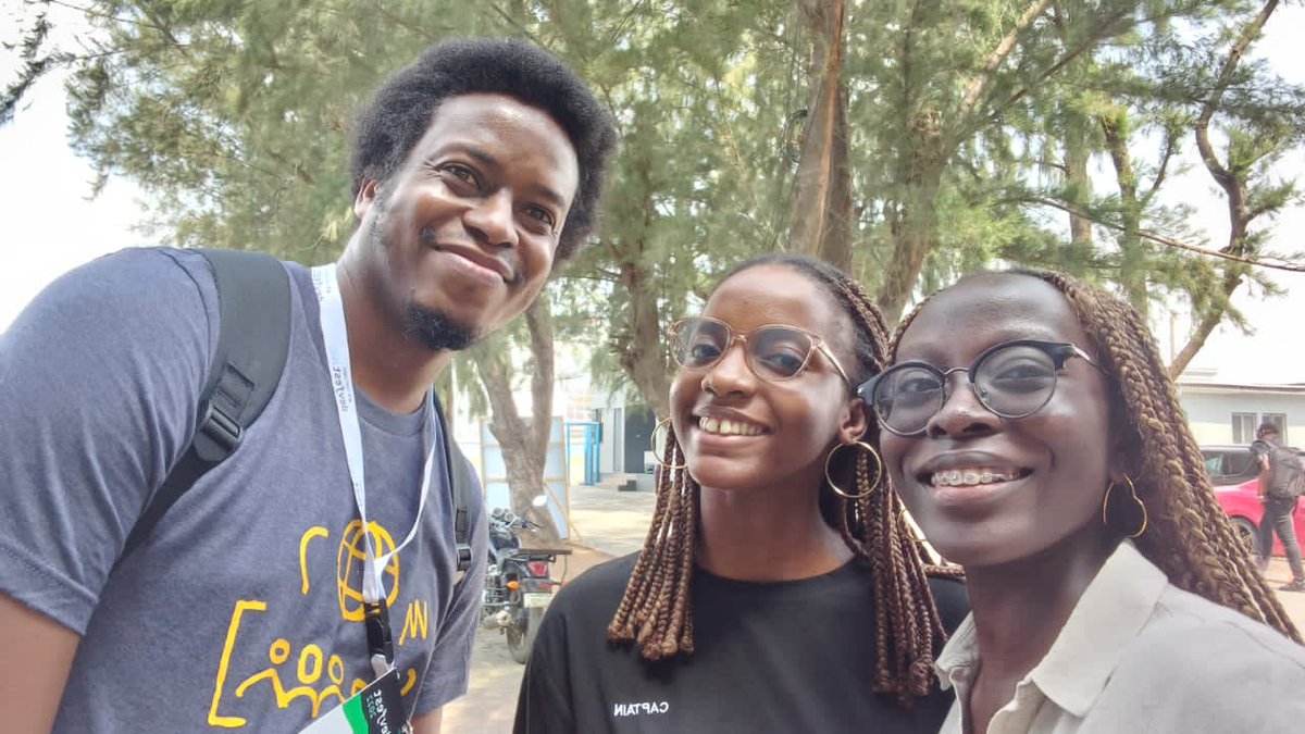 sophix_ezeh's tweet image. Guess who met Femi Taiwo at #DevFestLagos #DevFestLagos2022
