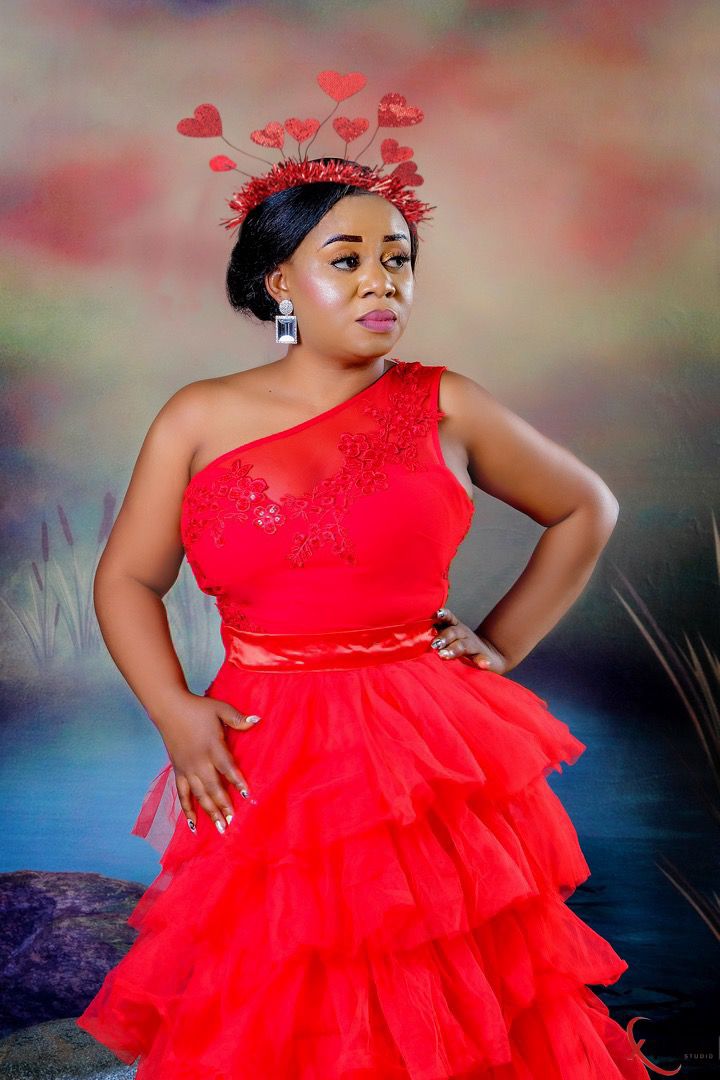 26111901's tweet photo. Happy Birthday to me, God has been so intentional about me. God has shown interest in every details of my life. He has showed me so much favours, blessings and mercies. I’m so grateful for life , so friends and well wishers it’s world Ada’s day. Celebrate with me https://t.co/LhSAqoEKqu