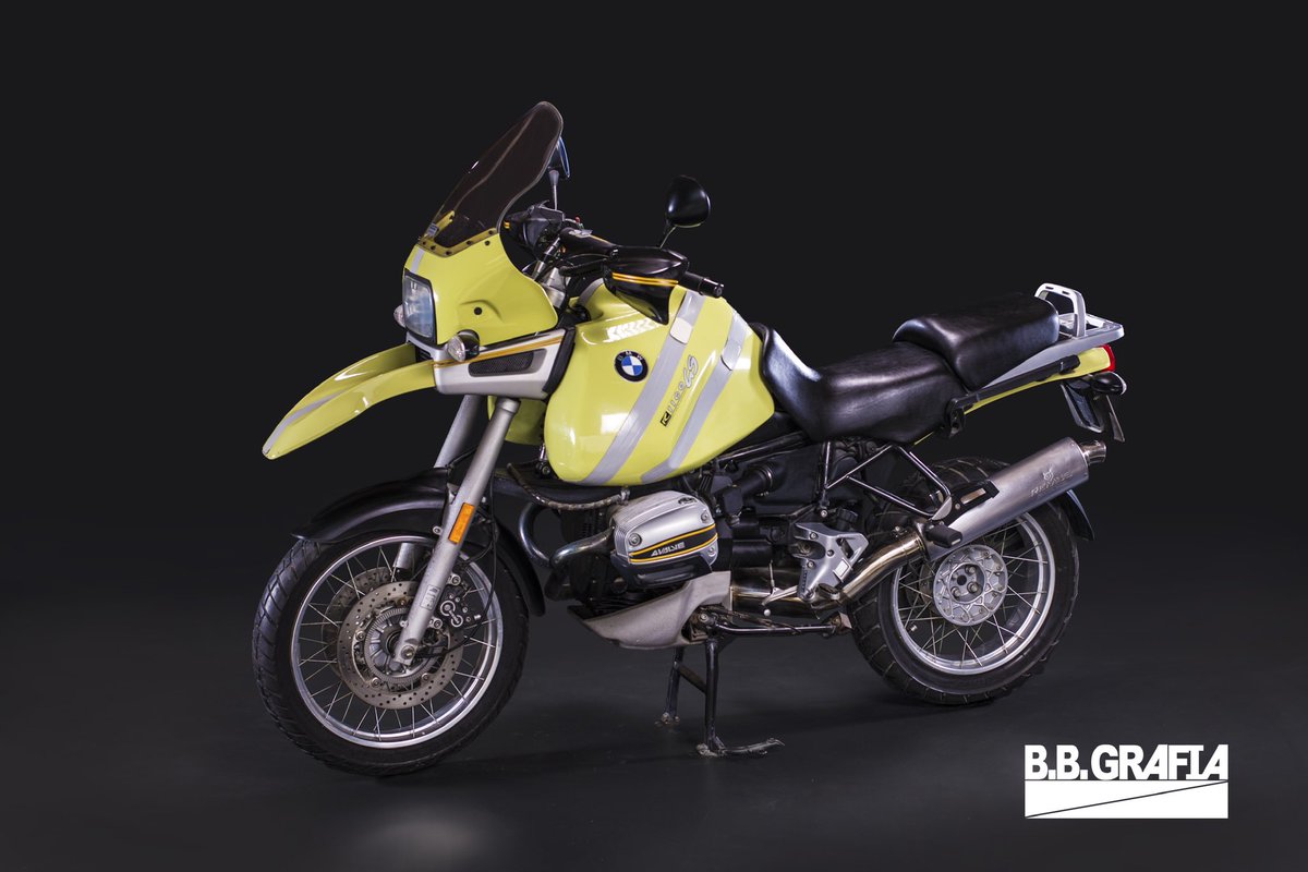 MAGMEAL's tweet photo. 嘘みたいだろ
キャリパー外さないとタイヤ回らないんだぜ
これで
#R1100GS https://t.co/FYr3qxFC3m