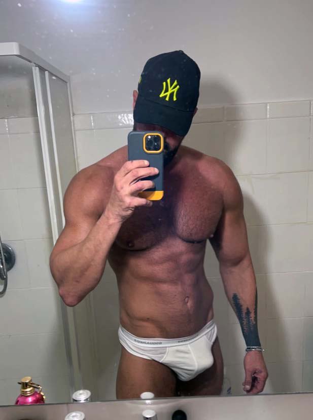 ifabry_'s tweet photo. Retwit if you want to join my circle😈 https://t.co/26BCWuidys