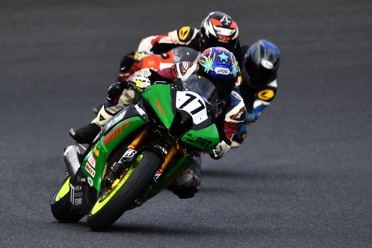 Suchiru093's tweet photo. 鈴鹿サンデーロードレース2022
NGK杯 ST600R
竹下信矢選手!
#鈴鹿サンデーロードレース #NGK杯 #ST600R #竹下信矢 #鈴鹿サーキット https://t.co/UScOxapnvH
