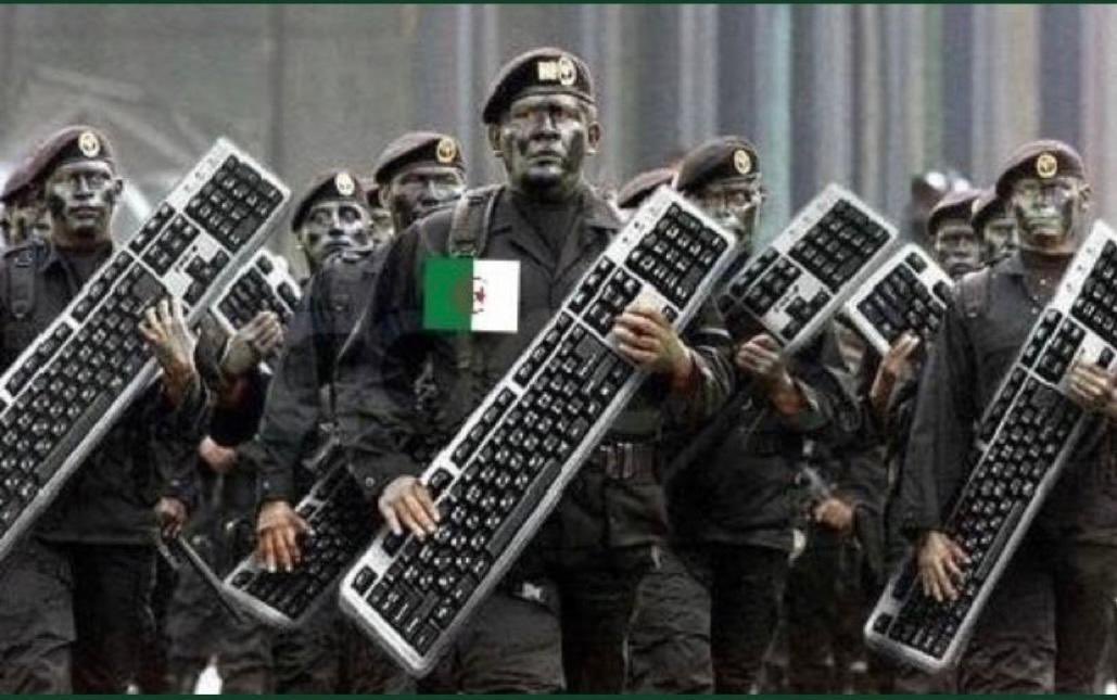 ZywsAl's tweet photo. الجزائريين حاطين نص المغردين السعوديين مغاربه والنص الثاني سوريين معارضين ويحط لك فيديو جزائري يشجع السعوديه في كاس العالم يبي يقنعك انه صادق😂😂😂😂
#ارطبون_العرب 🇸🇦 https://t.co/6BwaFzLuSr